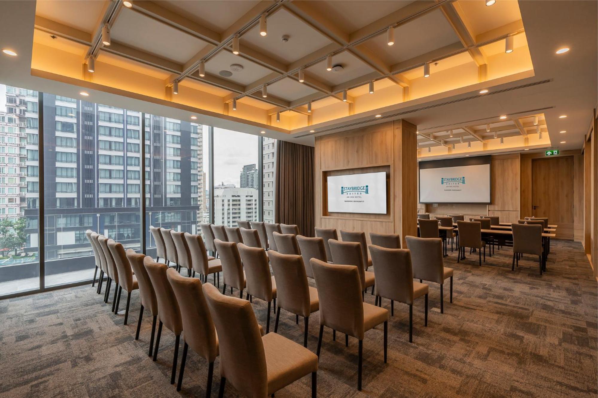 Staybridge Suites Bangkok Sukhumvit By Ihg Extérieur photo
