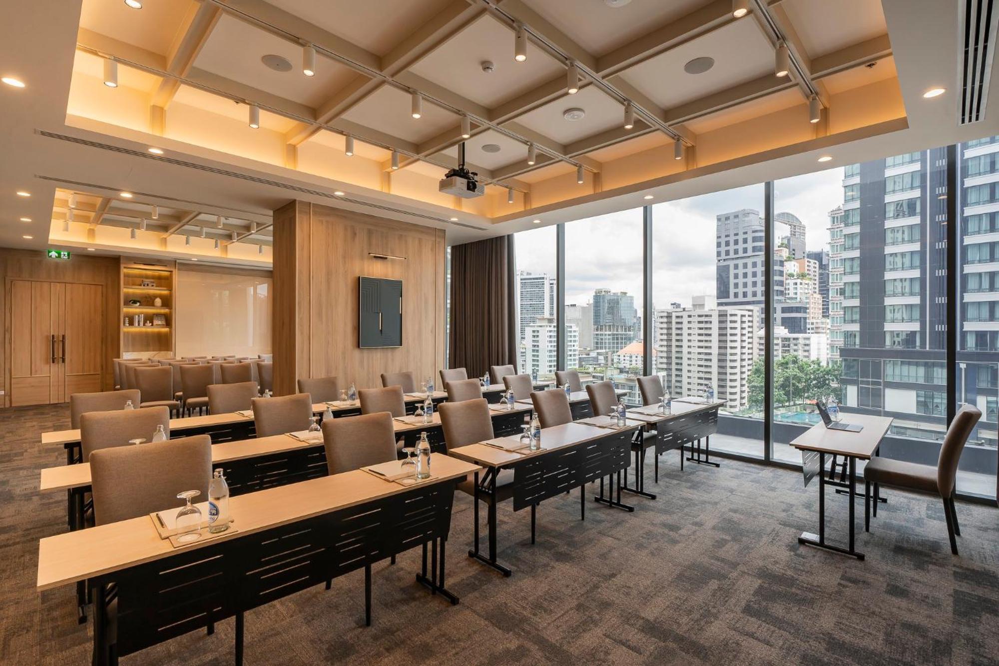Staybridge Suites Bangkok Sukhumvit By Ihg Extérieur photo